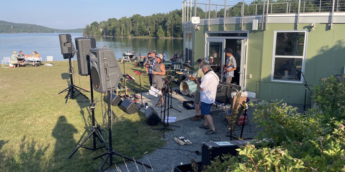 Monday Music: The Hot Suppers